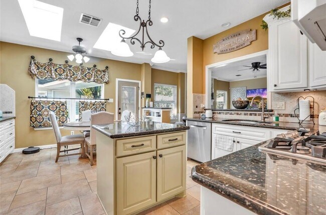 Building Photo - 18214 Spruce Creek Dr