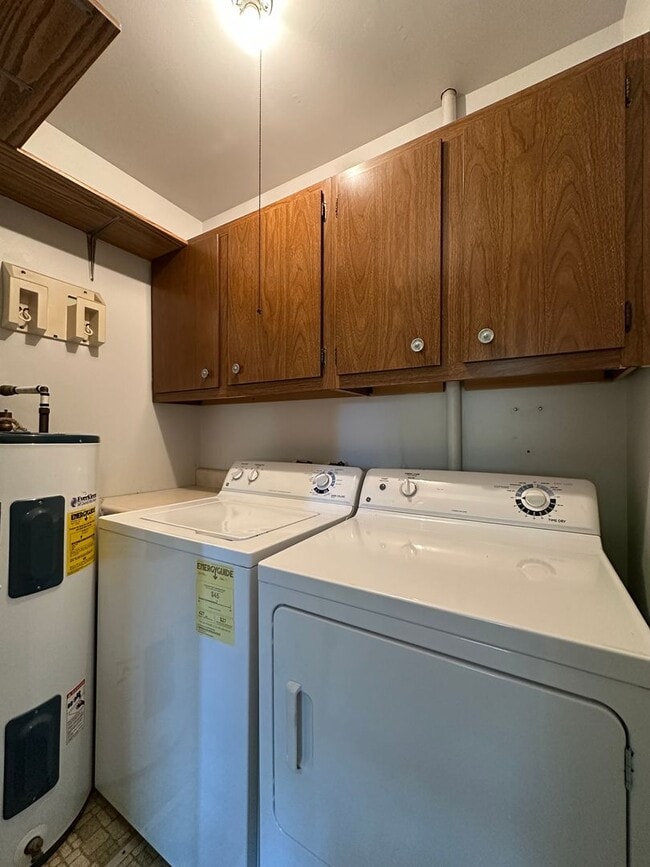Building Photo - Not Your Typical Rental — Warm, Welcoming 3BR Brick Ranch in a Prime Neighborhood