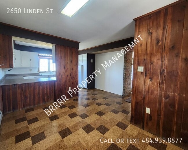 Building Photo - 2650 Linden St