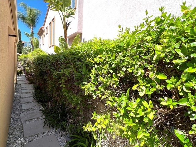 Building Photo - 12 Water Lily Way