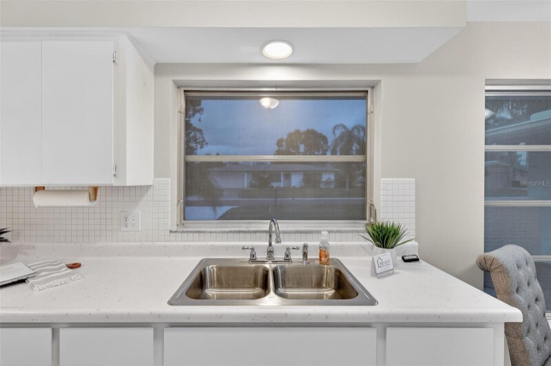 Building Photo - 13924 Barbados Dr