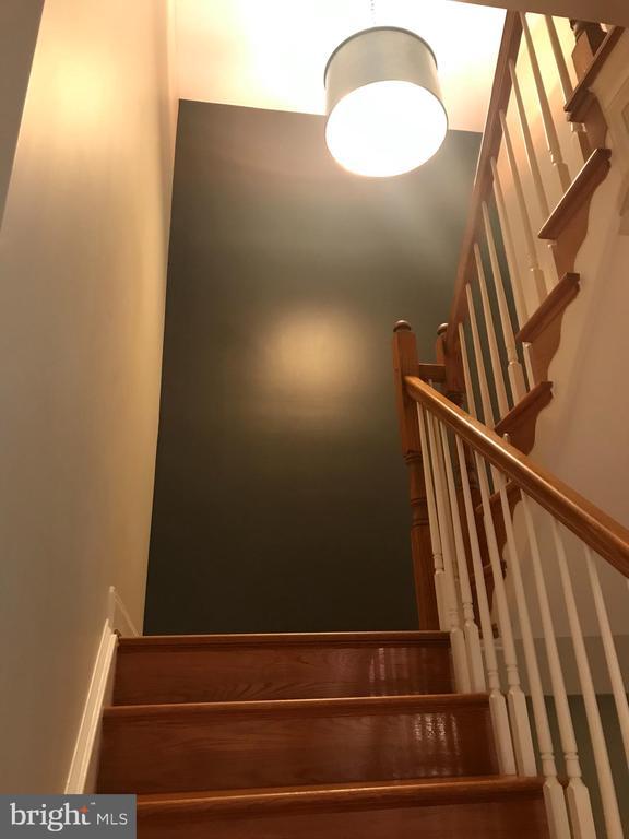 Building Photo - 1406 Ingleside Ave