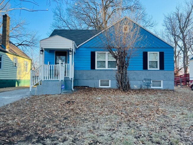 Primary Photo - 4219 E 68th Terrace