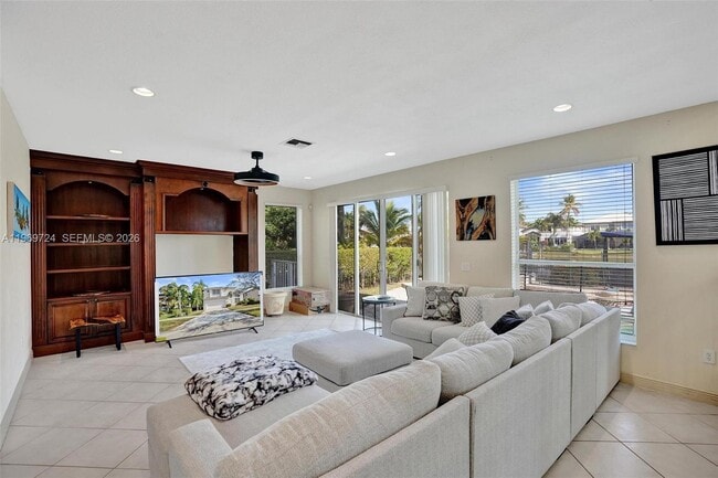 Building Photo - 17431 SW 35th St