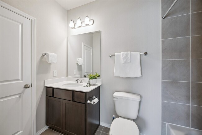 Building Photo - 3212 Bright Maple Dr