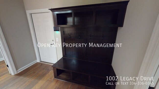 Building Photo - 1002 Legacy Dr
