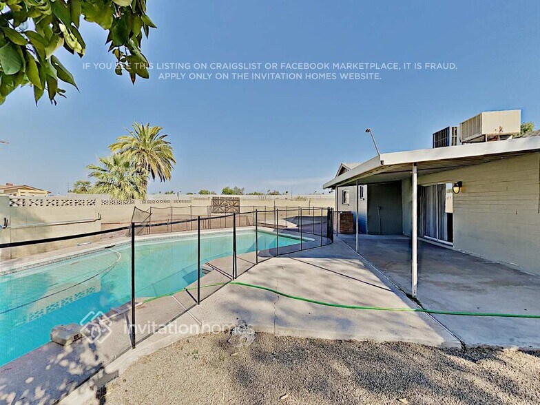 Building Photo - 2184 E Broadmor Dr