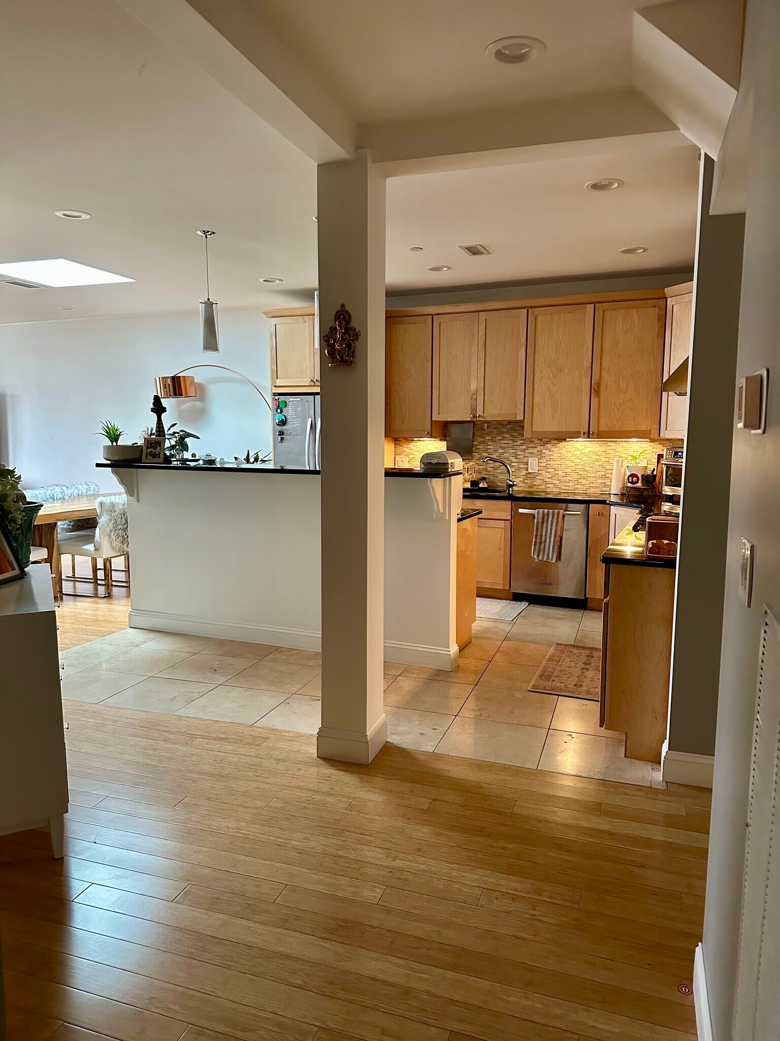 View of kitchen from the entrance - 30 High St