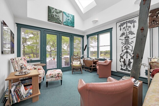 Building Photo - 17 Bourne Point Rd