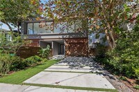 Building Photo - 2984 Coconut Ave