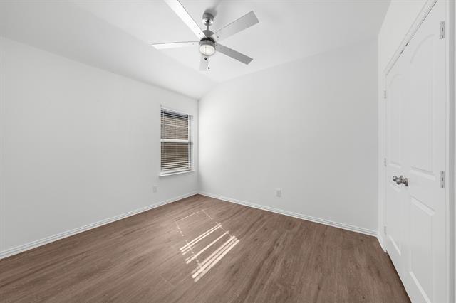 Building Photo - 115 Knoll Pines Drive