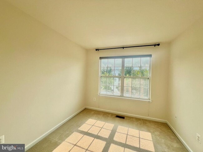 Building Photo - 11620 Amaralles Dr