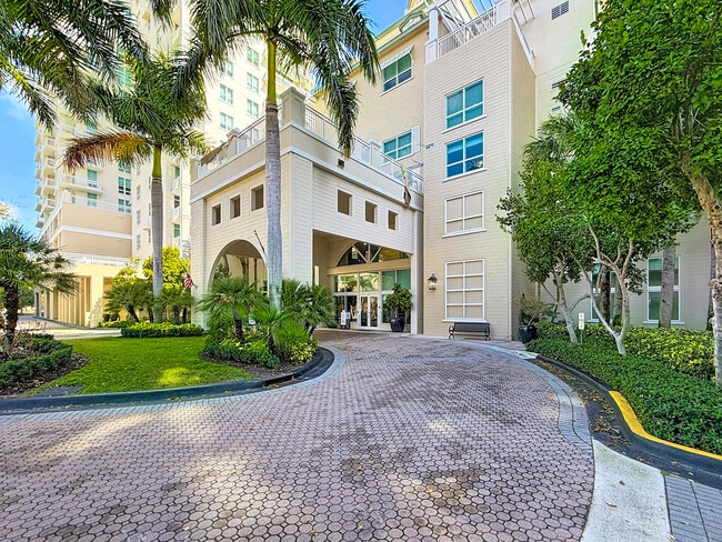 Building Photo - 450 N Federal Hwy