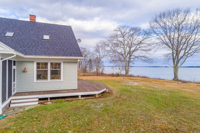 Building Photo - 14 Artist Point Rd