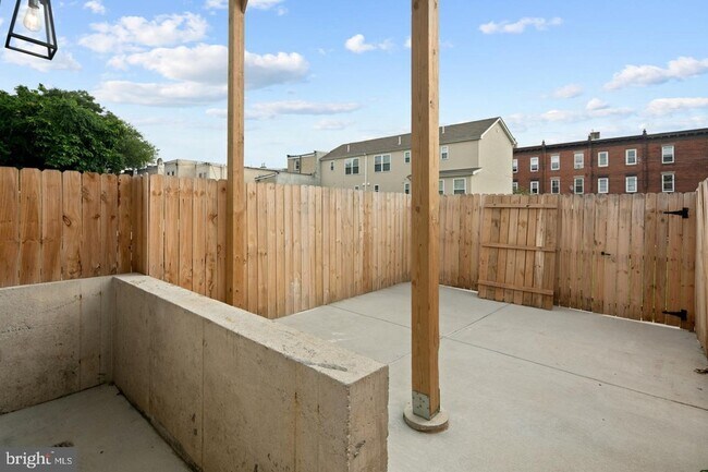 Building Photo - 1603 N Marshall St