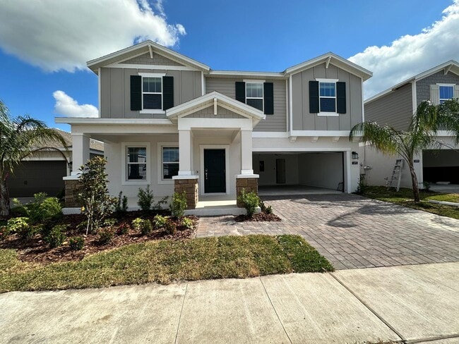 Primary Photo - 4 Bed / 2.5 Bath Home – Available Septembe...