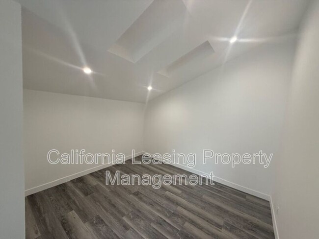 Building Photo - 13753 Aldergrove St