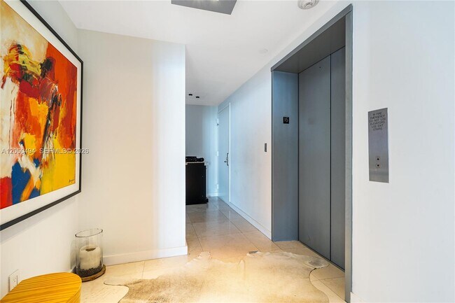 Building Photo - 1331 Brickell Bay Dr