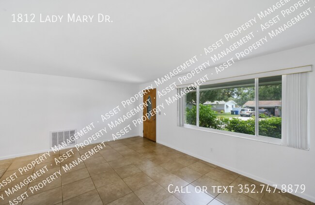 Building Photo - 1812 Lady Mary Dr