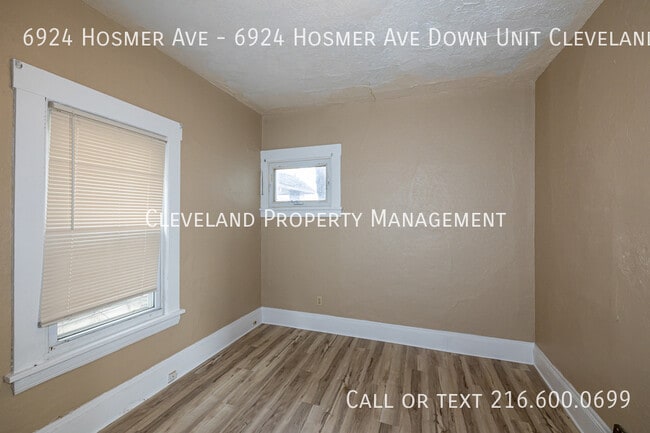 Building Photo - 6924 Hosmer Ave