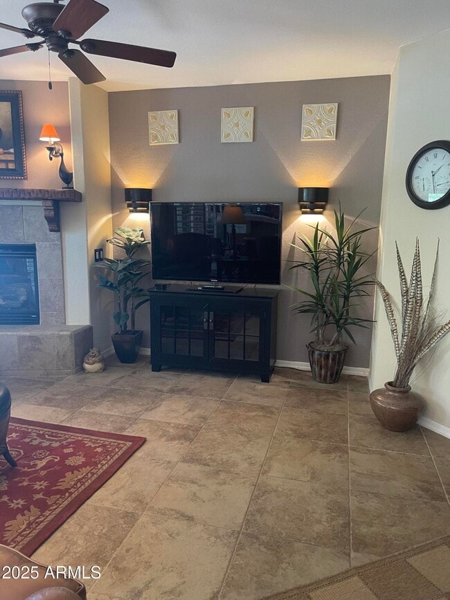 Building Photo - 33550 N Dove Lakes Dr