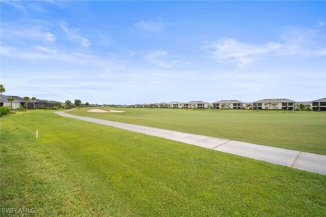 Building Photo - 15862 Sugar Hl Dr
