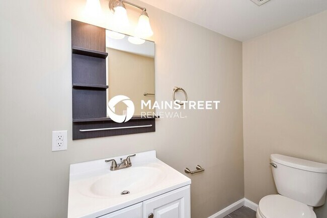 Building Photo - 3 Bedroom Pet-Friendly Home in Louisville,...
