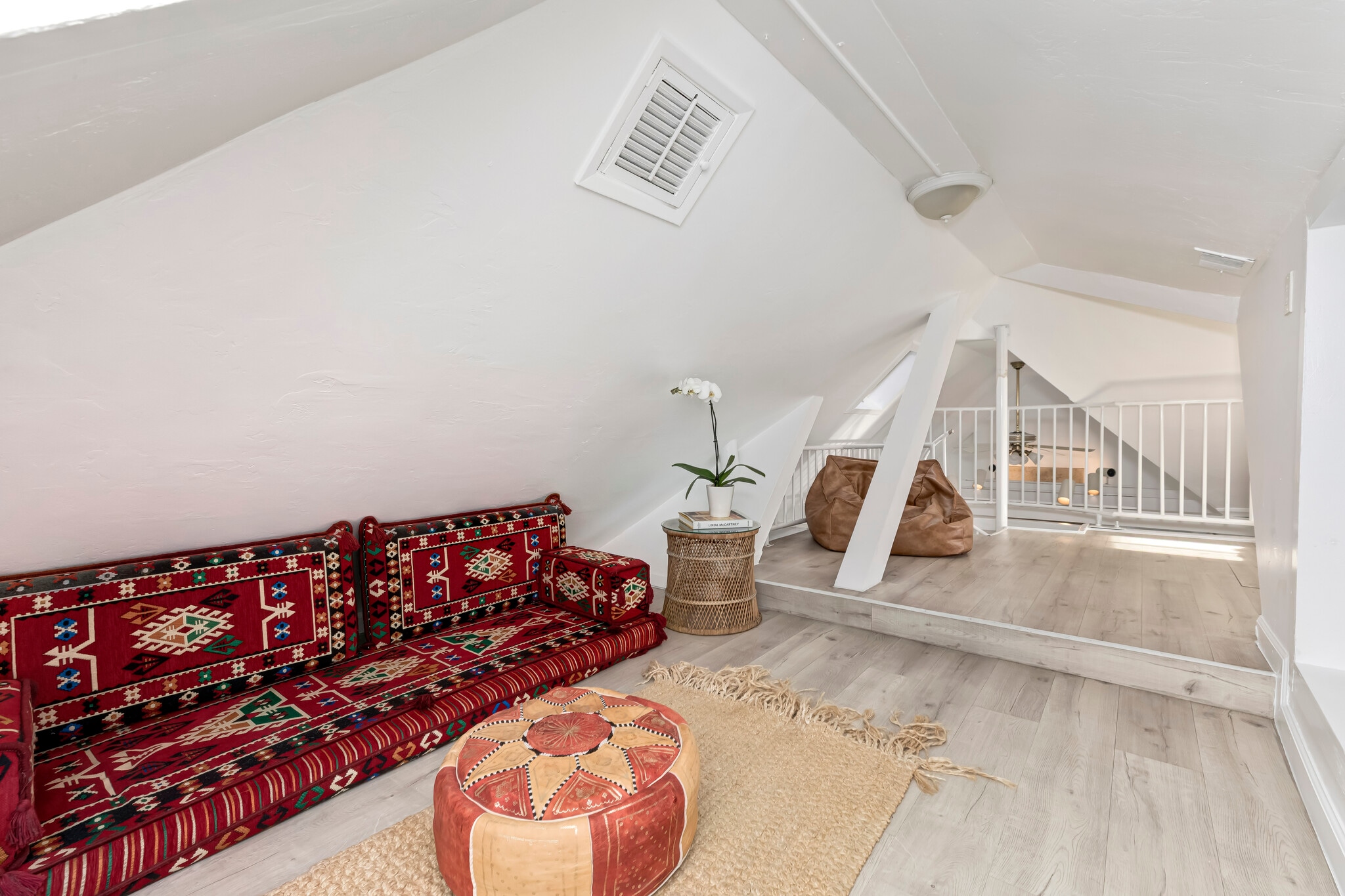 Building Photo - 2427 N Gower St