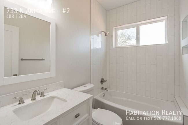 Building Photo - 733 N Anita Ave