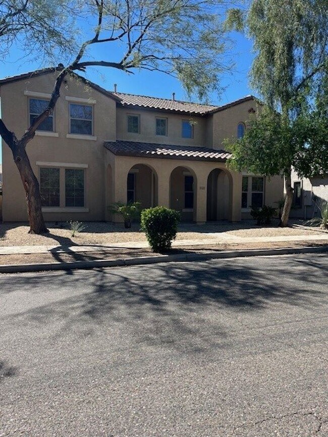 Building Photo - Sunnyvale - Gilbert