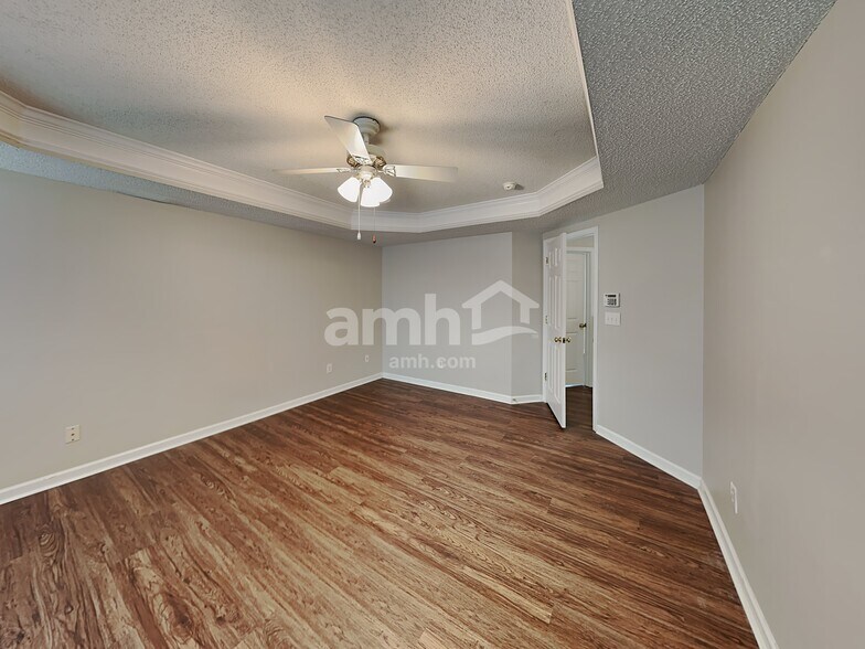 Building Photo - 7537 Sparkleberry Dr