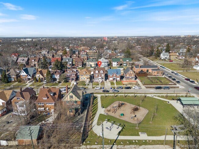 Building Photo - 1936 Atkinson St