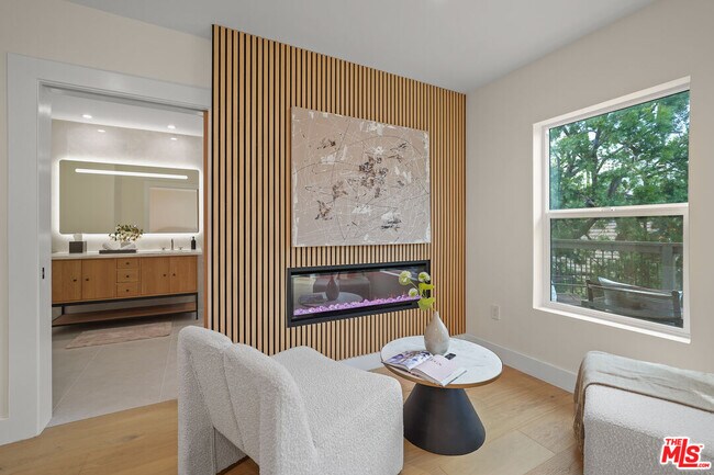 Building Photo - 665 McCadden Pl