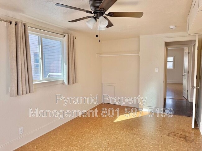 Building Photo - 729-731 W 100 S