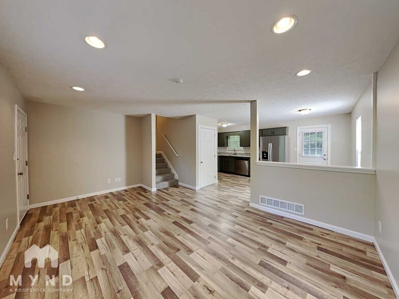 Building Photo - 381 Cottonwood Loop