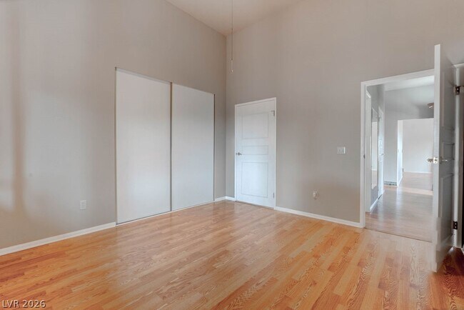 Building Photo - 4880 Dorrell Ln