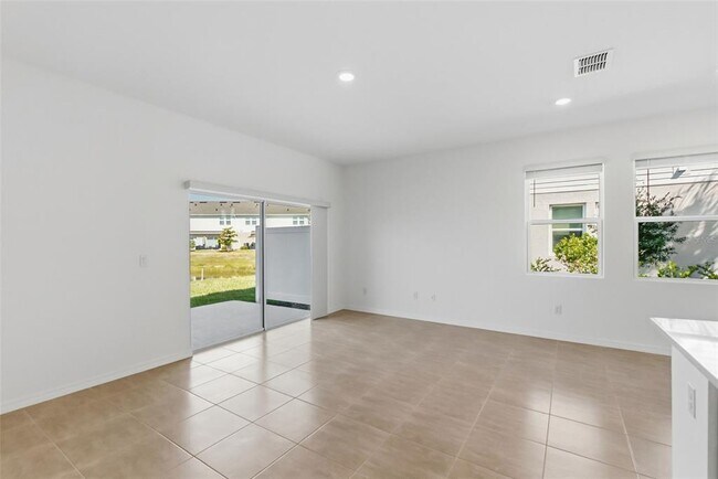 Building Photo - 15125 Cuzcorro Ct