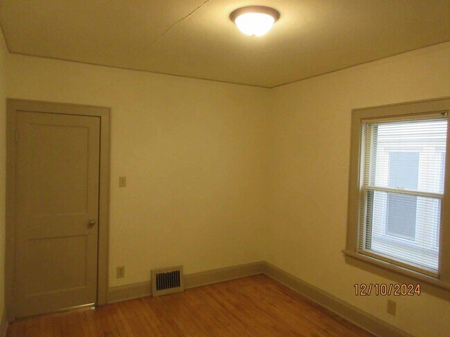 Building Photo - 3473 N Bremen St