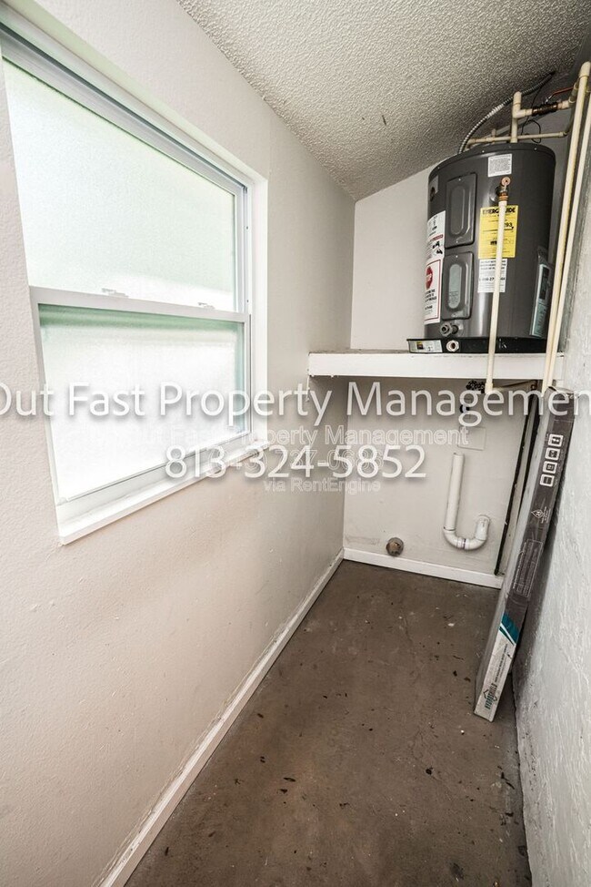 Building Photo - 430 3rd Ave