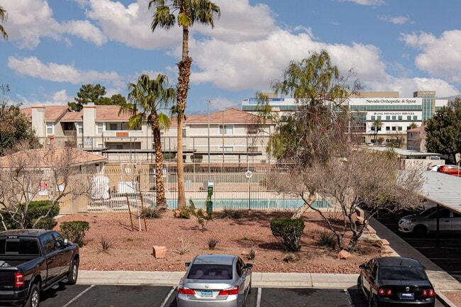 Building Photo - 2nd floor 2 bedroom unit in NW with easy access to Summerlin Pkwy and the 95/I-11