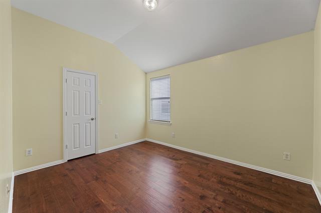 Building Photo - 10528 Cochron Dr