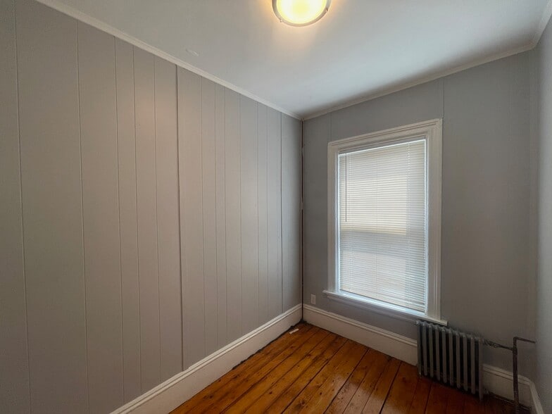 Building Photo - 57 Summer St