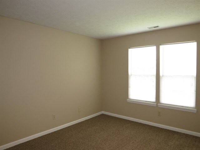 Building Photo - 3836 Rosefinch Circle