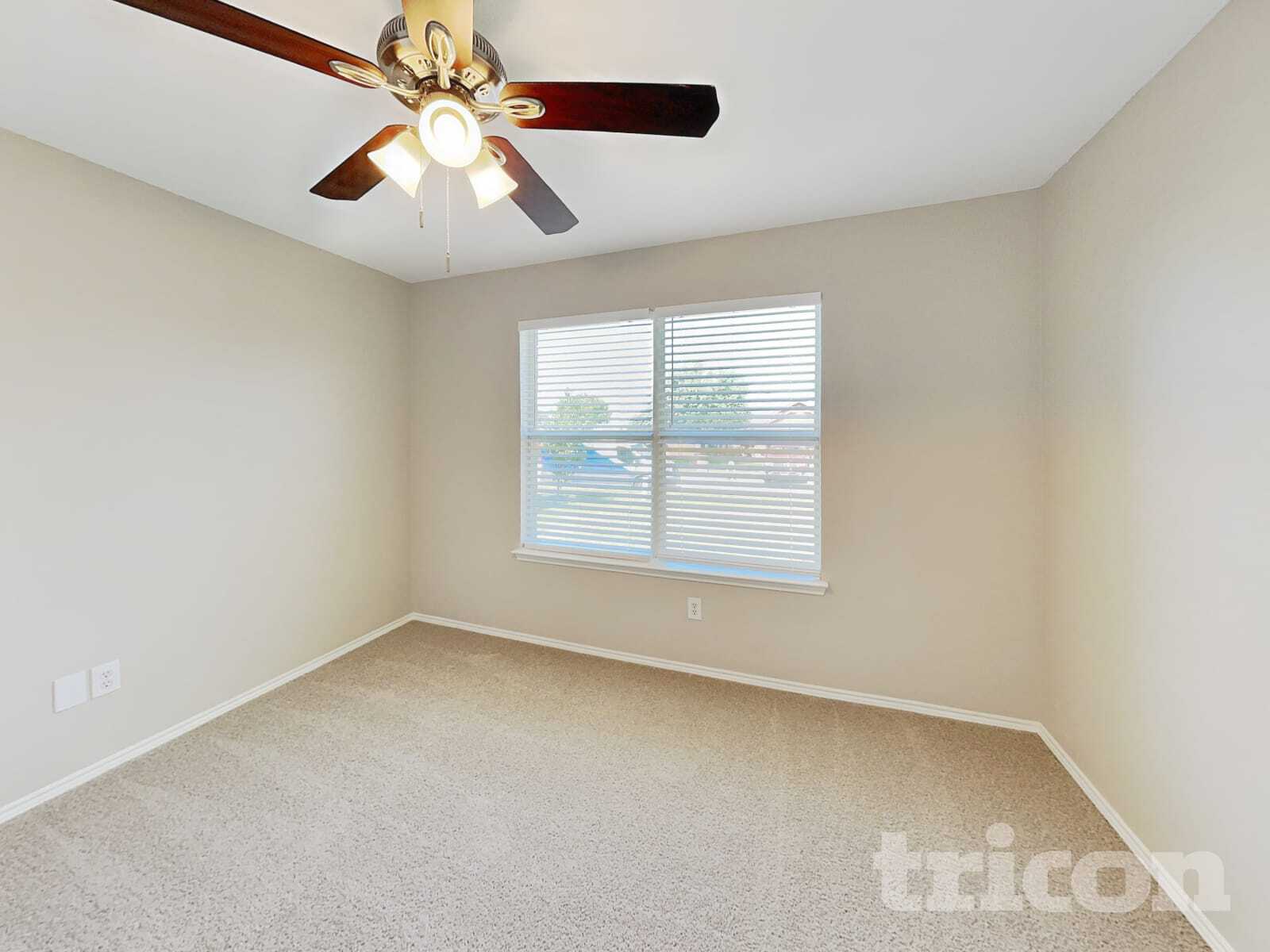 Building Photo - 8504 Hawkview Dr