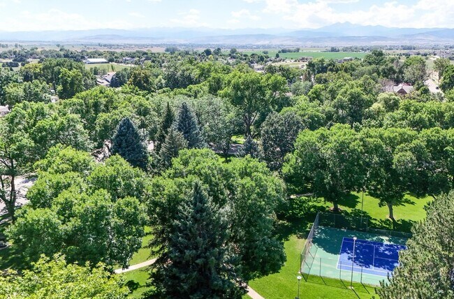 Building Photo - 730 6th St