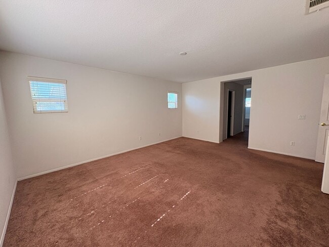 Building Photo - EASTVALE GREAT NEIGHBORHOOD- 4+2.5 EXECUTIVE HOME, QUIET NEIGHBORHOOD - AVAILABLE NOW!!! ONLY 2 C...