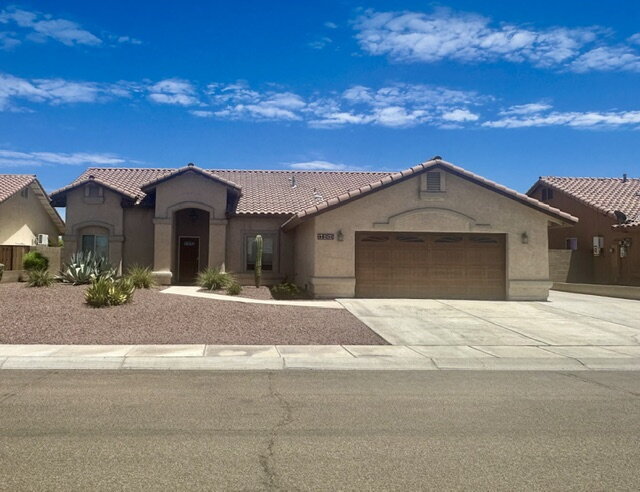 Building Photo - "Gorgeous 4-Bedroom, 2 Bathroom Pool Home ...