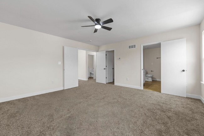 Building Photo - 11256 Tea Olive Dr