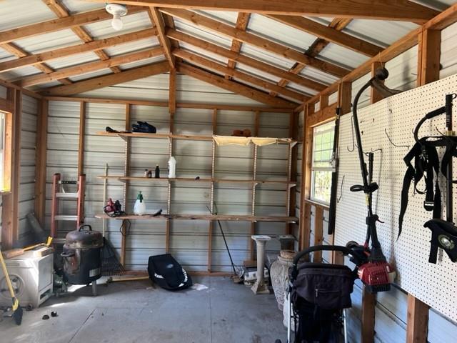 Building Photo - 1401 Regency Oaks Dr