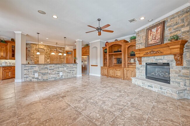 Building Photo - 13815 Nathan Ridge Ln